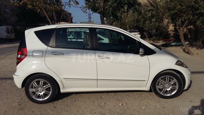 Mercedes A 170 2006, 185,500 km - 1.7 л - Bakı