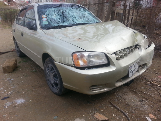 Hyundai Accent 2002, 151,000 km - 1.6 l - Bakı