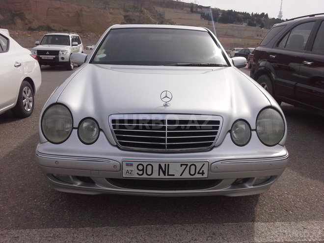 Mercedes E 220 2002, 280,000 km - 2.2 l - Bakı