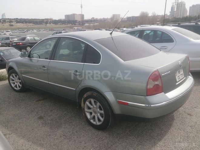 Volkswagen Passat 2004, 290,000 km - 1.8 l - Bakı