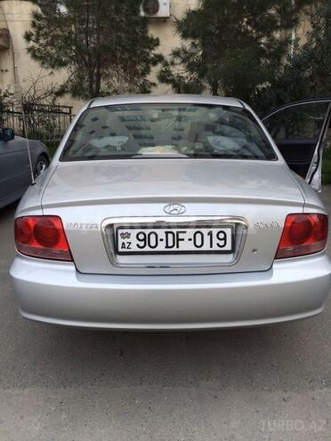 Hyundai Sonata 2004, 215,000 km - 2.0 л - Bakı