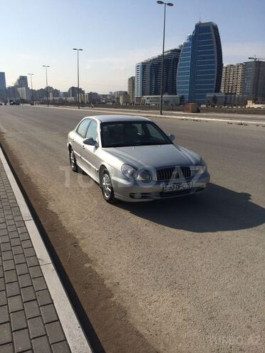 Hyundai Sonata 2004, 215,000 km - 2.0 л - Bakı