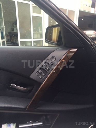 BMW 530 2006, 249,000 km - 3.0 л - Bakı