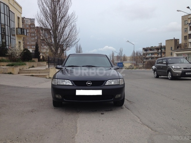 Opel Vectra 1999, 200,000 km - 2.0 l - Bakı