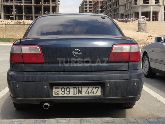 Opel Omega 1999, 185,000 km - 2.2 л - Bakı