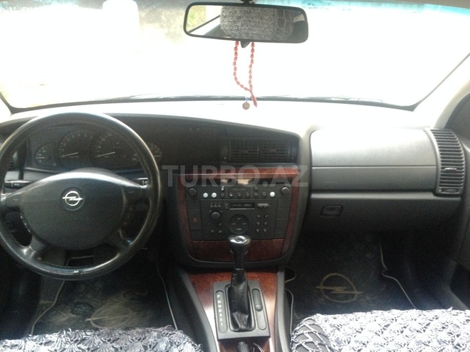 Opel Omega 1999, 185,000 km - 2.2 л - Bakı