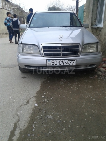 Mercedes C 220 1996, 435,000 km - 2.2 l - Sumqayıt