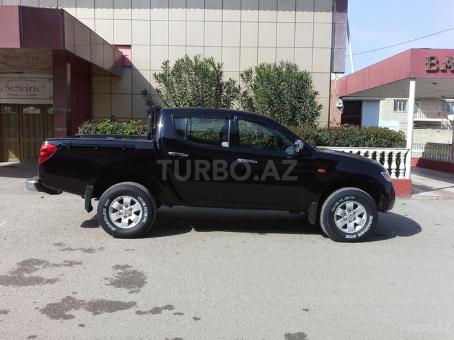Mitsubishi L200 2007, 99,000 km - 2.5 l - Bakı