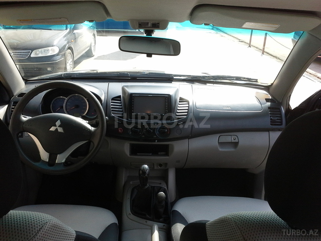 Mitsubishi L200 2007, 99,000 km - 2.5 l - Bakı