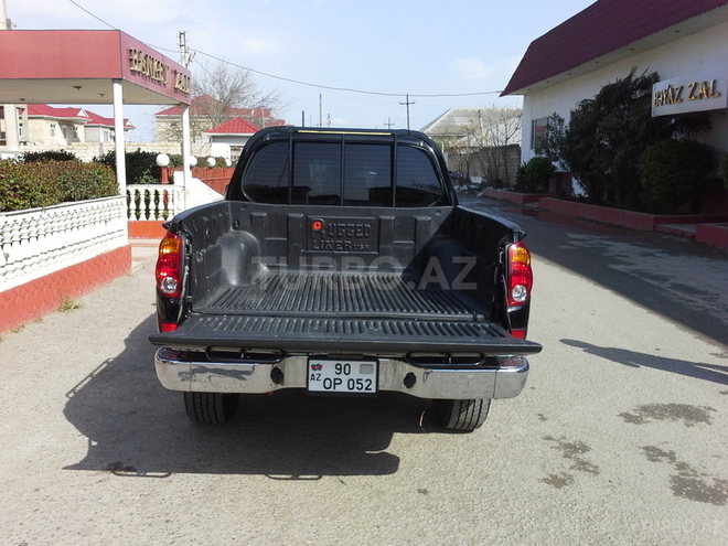 Mitsubishi L200 2007, 99,000 km - 2.5 l - Bakı