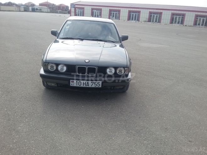 BMW 520 1989, 278,000 km - 2.0 l - Bakı