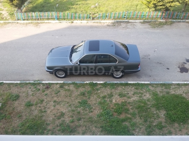 BMW 520 1989, 278,000 km - 2.0 l - Bakı
