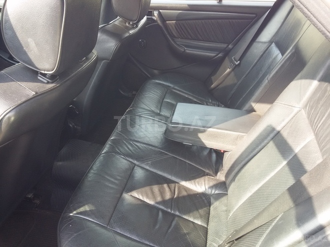 Mercedes C 200 1998, 214,000 km - 2.0 l - Sumqayıt