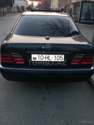 Mercedes E 230 1996, 323,000 km - 2.3 л - Bakı