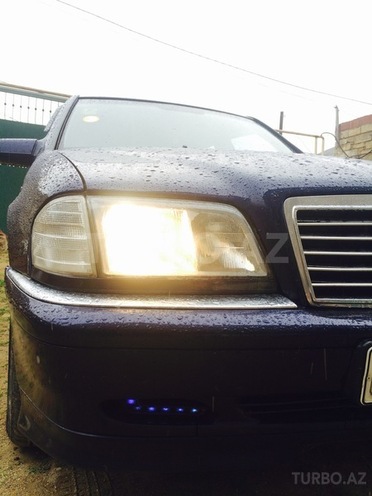 Mercedes C 220 1999, 284,000 km - 2.2 l - Bakı