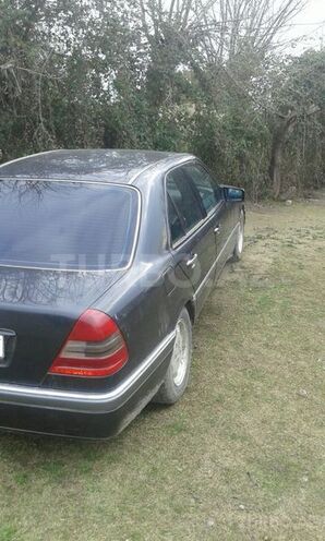 Mercedes C 220 1993, 20,000 km - 2.2 l - Sabirabad