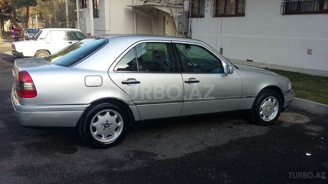 Mercedes C 200 1996, 265,000 km - 2.0 l - Bakı