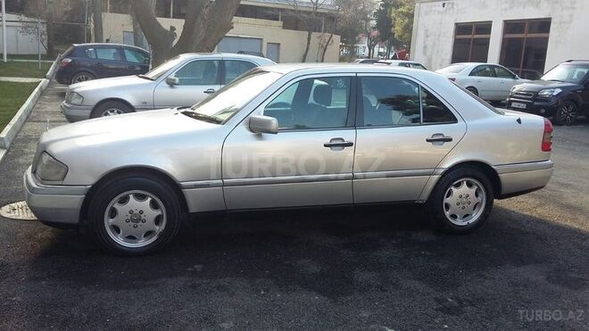 Mercedes C 200 1996, 265,000 km - 2.0 l - Bakı