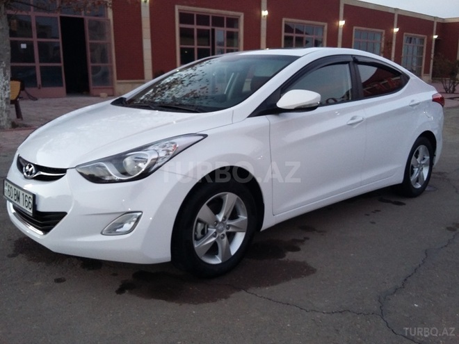 Hyundai Elantra 2012, 64,500 km - 1.8 l - Tovuz