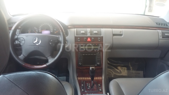 Mercedes E 320 2000, 235,000 km - 3.2 l - Sumqayıt