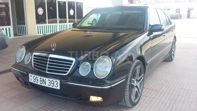 Mercedes E 320 2000, 235,000 km - 3.2 l - Sumqayıt