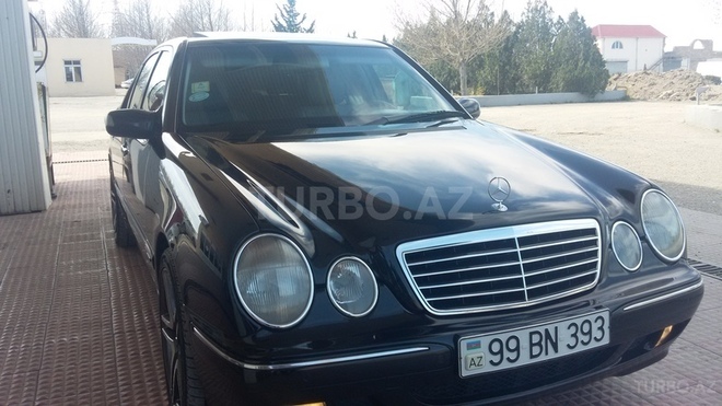 Mercedes E 320 2000, 235,000 km - 3.2 l - Sumqayıt