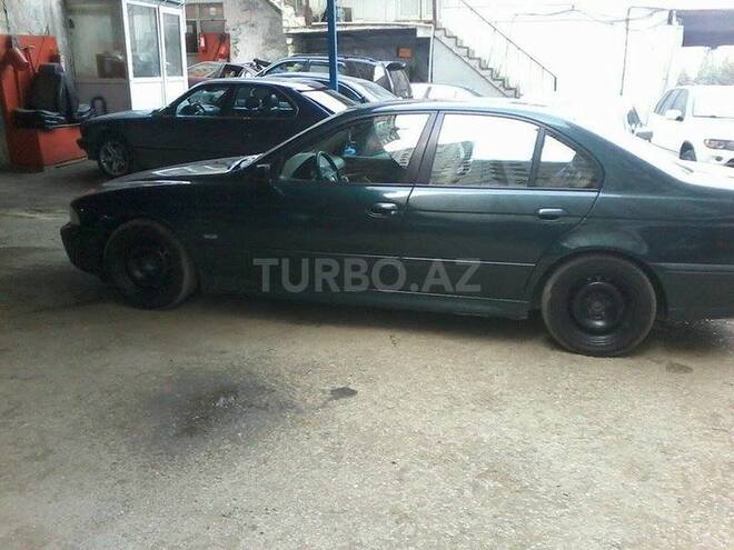 BMW 528 1996, 255,000 km - 2.8 л - Bakı