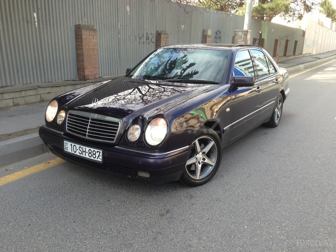Mercedes E 300 1998, 248,000 km - 3.0 л - Bakı