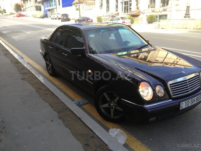 Mercedes E 300 1998, 248,000 km - 3.0 л - Bakı