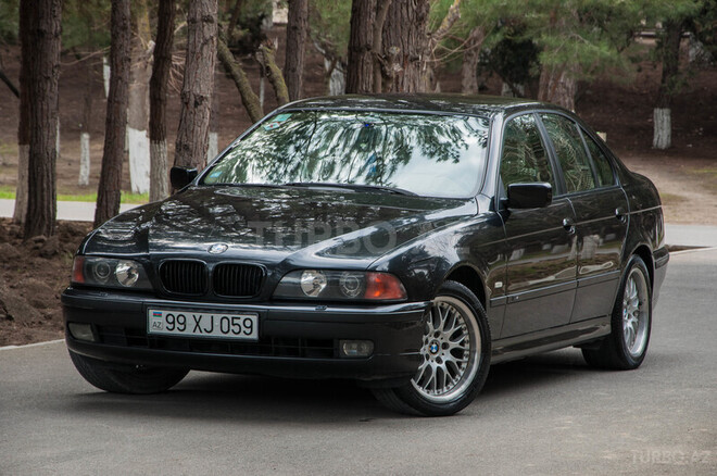 BMW 528 1998, 185,000 km - 2.8 л - 