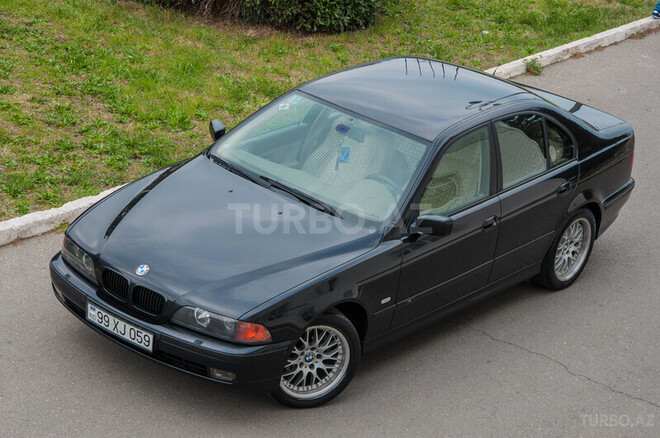 BMW 528 1998, 185,000 km - 2.8 л - 