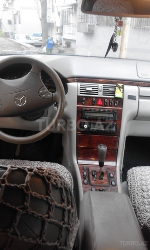 Mercedes E 320 2000, 278,620 km - 3.2 l - Bakı