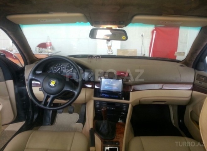 BMW 525 2003, 133,000 km - 2.5 l - Bakı