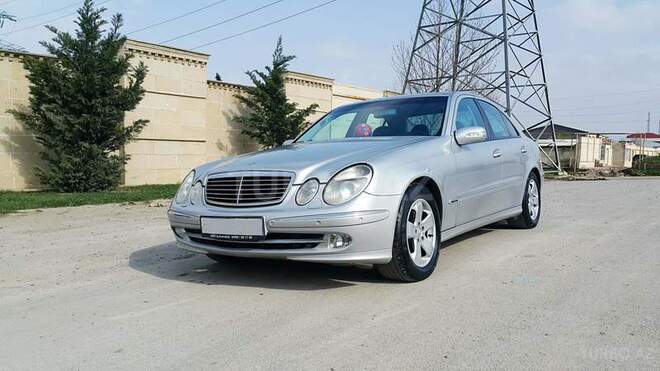 Mercedes E 220 2003, 267,000 km - 2.2 л - Bakı