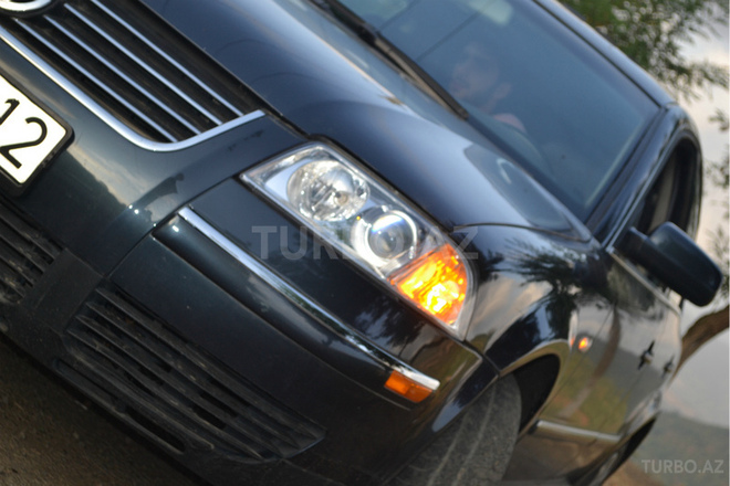 Volkswagen Passat 2001, 140,000 km - 1.8 l - Bakı