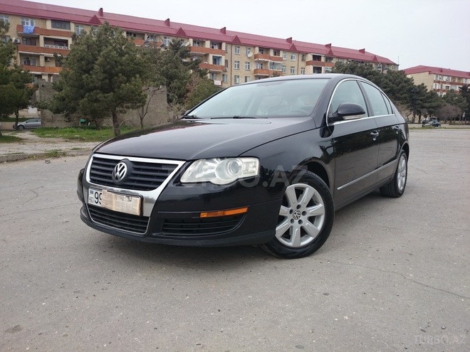 Volkswagen Passat 2005, 220,000 km - 2.0 l - Bakı