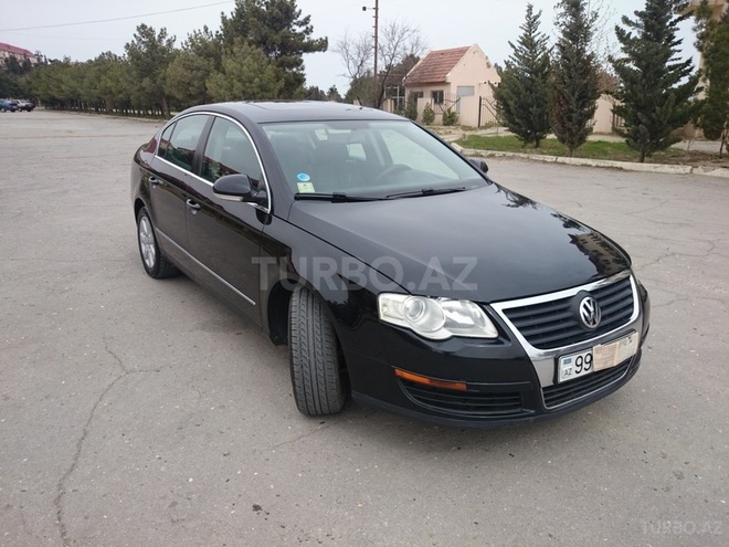 Volkswagen Passat 2005, 220,000 km - 2.0 l - Bakı