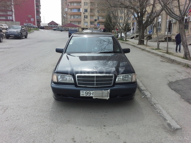 Mercedes C 220 1999, 258,092 km - 2.2 л - Bakı