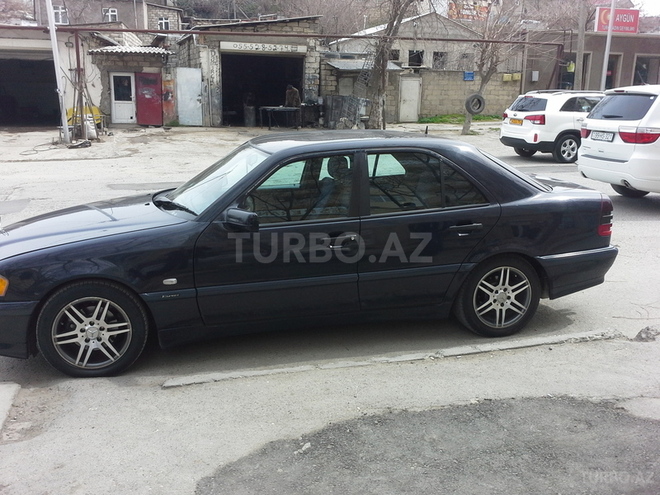 Mercedes C 220 1999, 258,092 km - 2.2 л - Bakı
