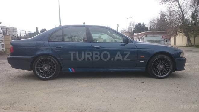 BMW 528 1998, 205,000 km - 2.8 l - Bakı