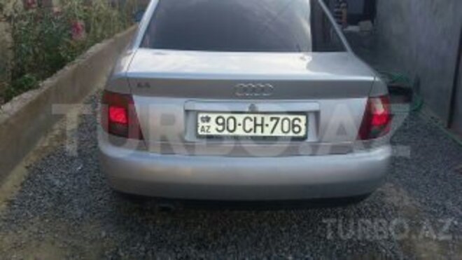 Audi A4 1996, 32,000 km - 0.2 л - Bakı