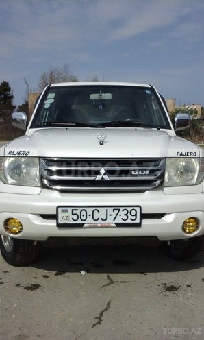 Mitsubishi Pajero io 2001, 150,000 km - 2.0 l - Bakı