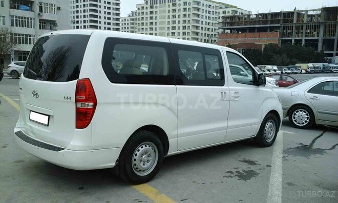 Hyundai H-1 2013, 153,000 km - 2.5 l - Bakı