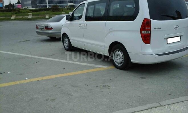 Hyundai H-1 2013, 153,000 km - 2.5 l - Bakı