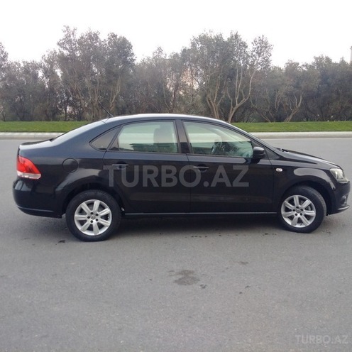 Volkswagen Polo 2014, 70,000 km - 1.6 l - Bakı