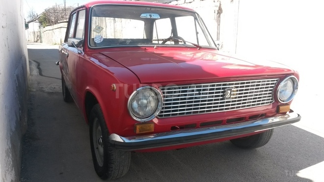 LADA (VAZ) 21011 1983, 86,000 km - 1.6 л - Bakı
