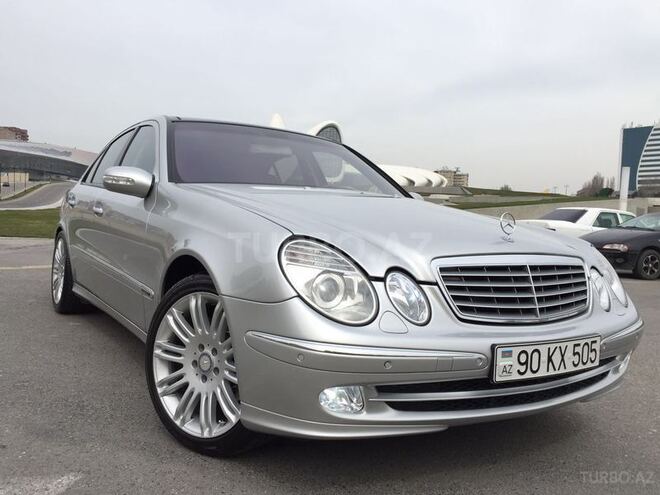Mercedes E 320 2002, 201,000 km - 3.2 l - Bakı