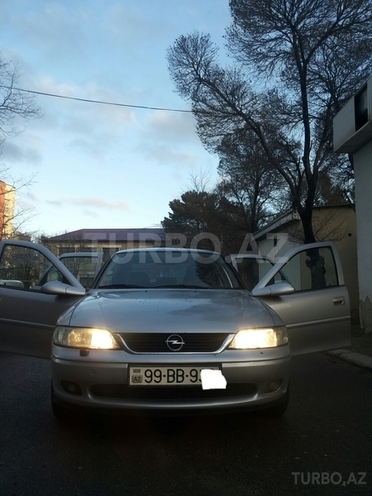 Opel Vectra 1999, 225,000 km - 1.6 l - Sumqayıt
