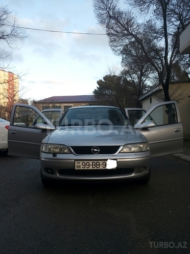 Opel Vectra 1999, 225,000 km - 1.6 l - Sumqayıt