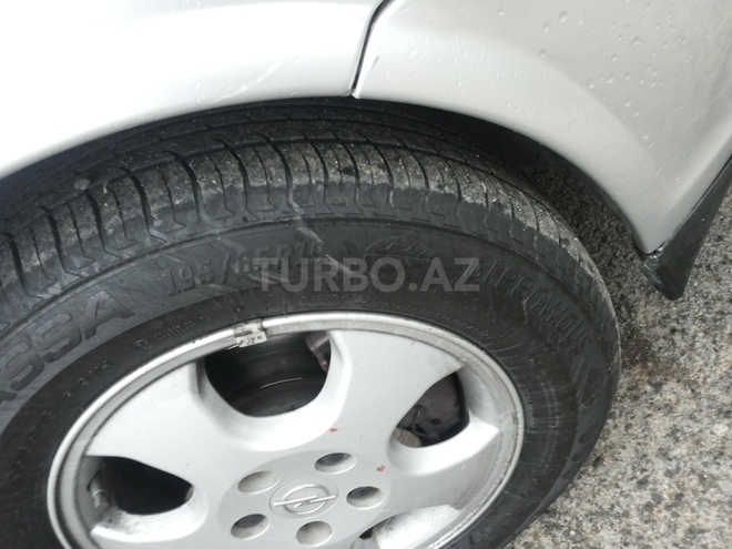 Opel Vectra 1999, 225,000 km - 1.6 l - Sumqayıt